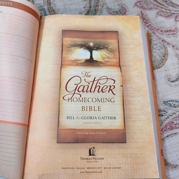 BOGO FREE The Gaither Homecoming Bible Bill & Gloria Gaither - Picture 7 of 8